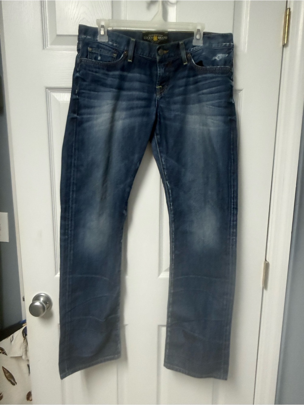 Lucky Brand women Straight Jeans in Faded Blue